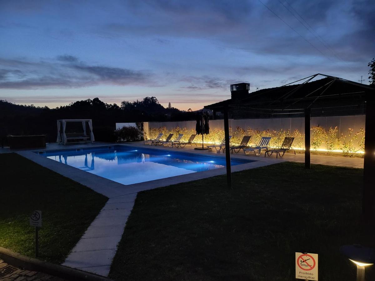 Villa Moura - Pool & Jacuzzi Póvoa de Lanhoso Buitenkant foto