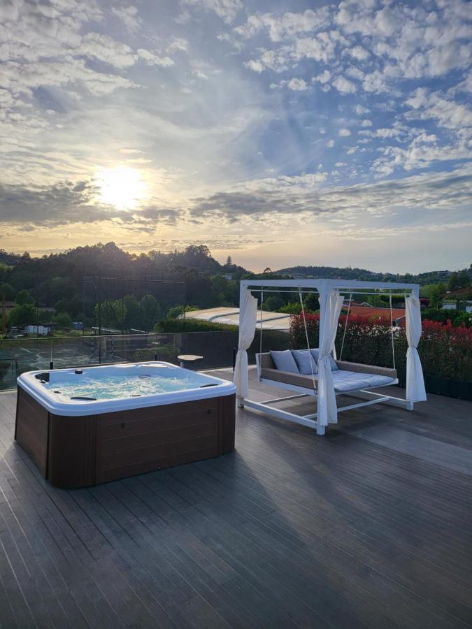 Villa Moura - Pool & Jacuzzi Póvoa de Lanhoso Buitenkant foto
