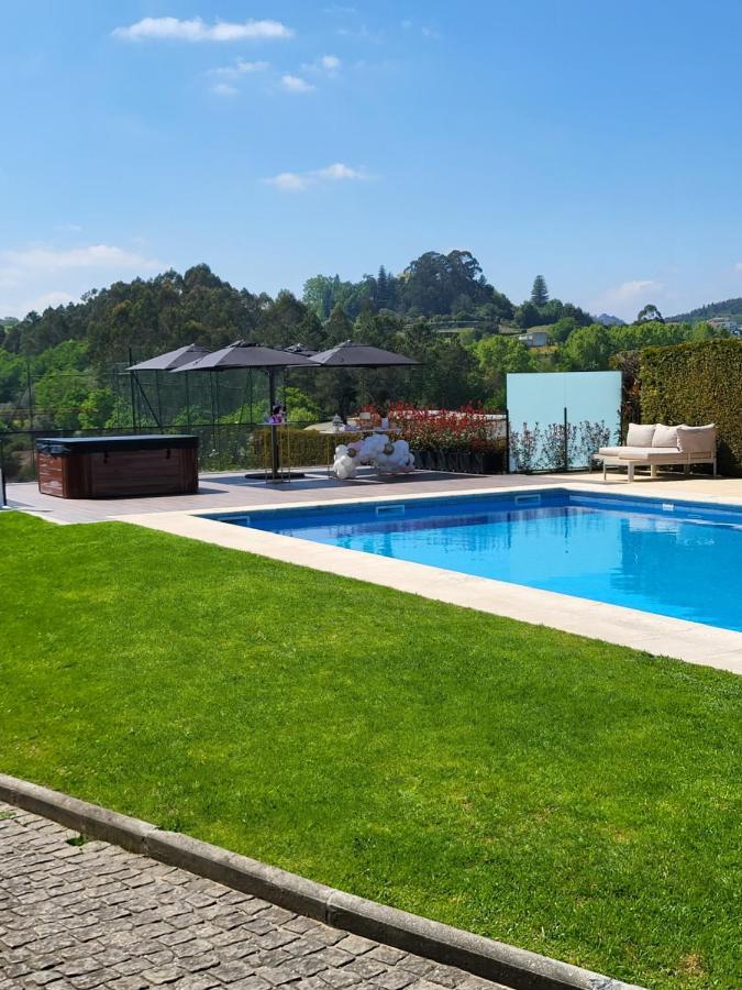 Villa Moura - Pool & Jacuzzi Póvoa de Lanhoso Buitenkant foto