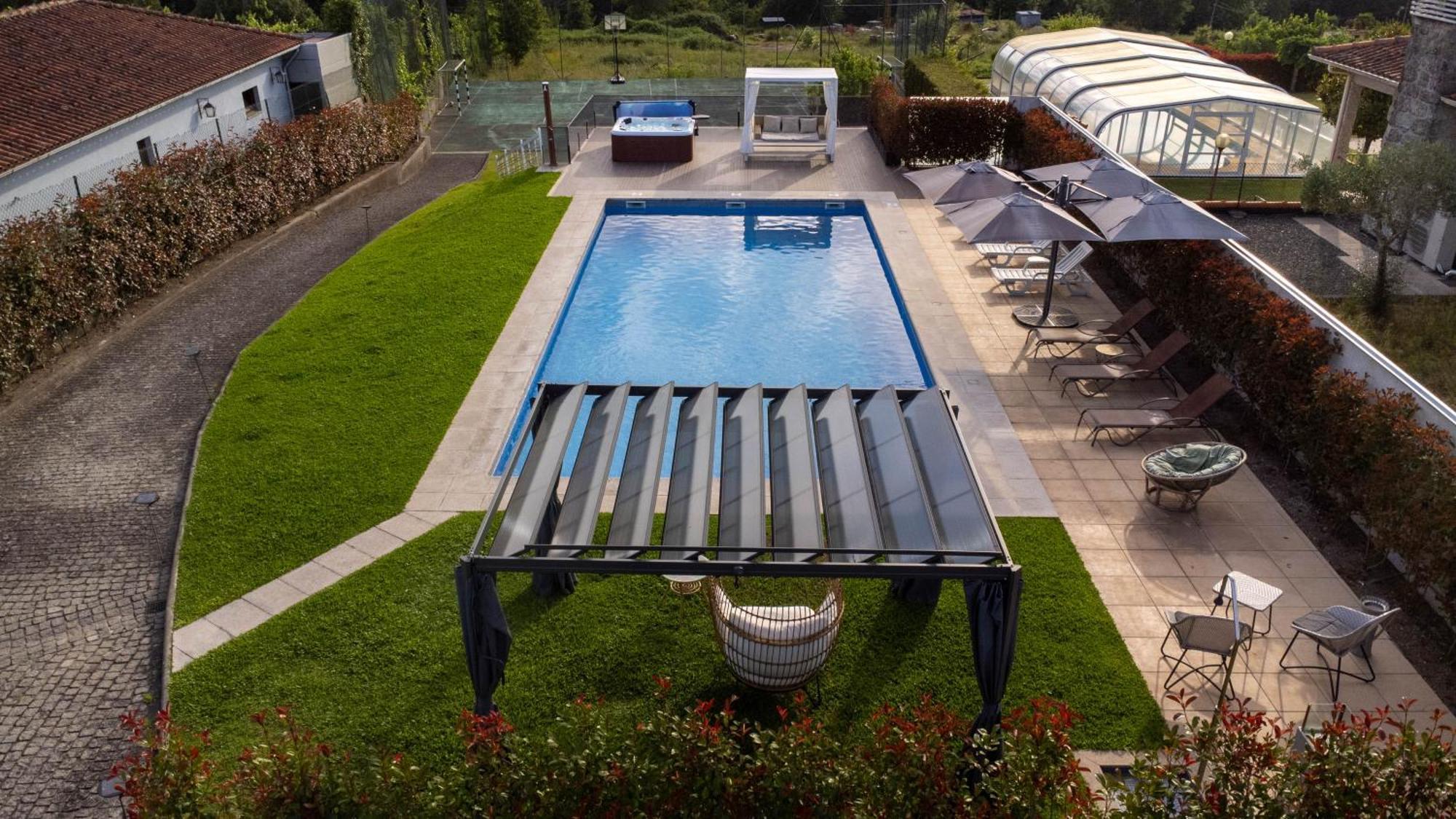 Villa Moura - Pool & Jacuzzi Póvoa de Lanhoso Buitenkant foto